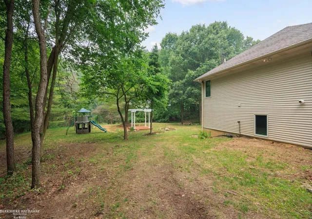 57th image of 1268 Hidden View Dr, Lapeer, MI 48446 | MLS# 58050215562