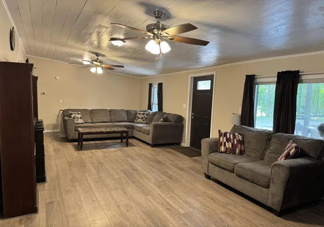 4th image of 2888 Lyons Ave, Kalamazoo, MI 49048 | MLS# 69026037283