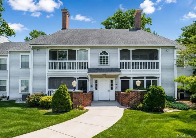 Photo 1 of Condo for sale at 618 Curzon Ct #203, Howell, MI 48843 | MLS# 20261056099 | Listing updated on 2026-09-13