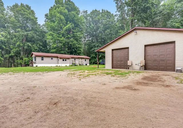 5th image of 8045 W 16 Mile, Bitely, MI 49309 | MLS# 67026037286