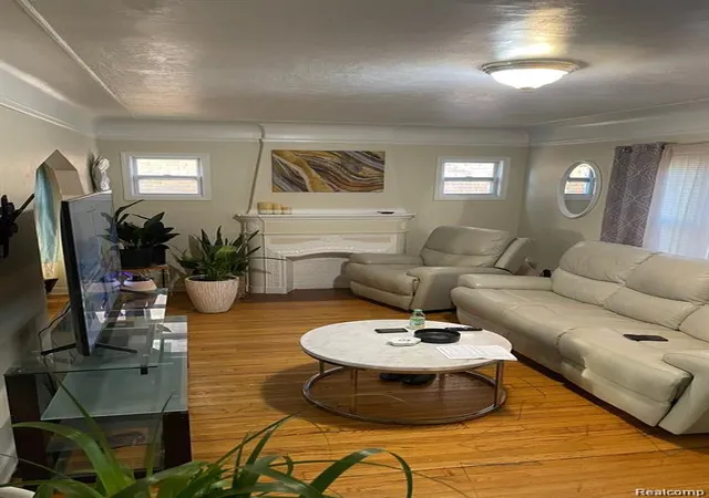 Photo 4 of Single family home for sale at 9881 Balfour Rd, Detroit, MI 48224 | MLS# 20261056109 | Listing updated on 2026-07-21