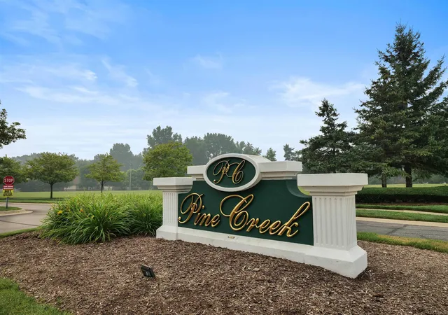 Photo 4 of Condo for sale at 8313 Pine Crk Dr, Shelby Township, MI 48316 | MLS# 58050215580 | Listing updated on 2026-08-31