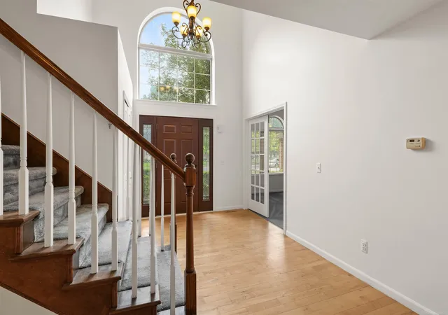 Photo 5 of Condo for sale at 8313 Pine Crk Dr, Shelby Township, MI 48316 | MLS# 58050215580 | Listing updated on 2026-08-31