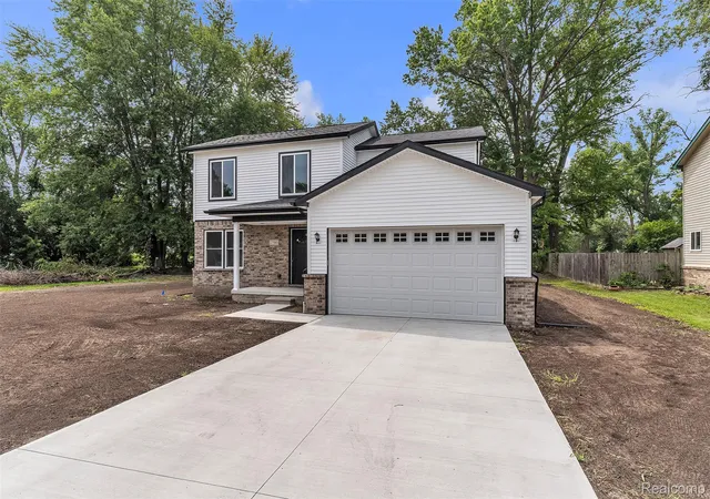 Photo 2 of Single family home for sale at 27380 Leroy St, Taylor, MI 48180 | MLS# 20261056146 | Listing updated on 2026-09-15