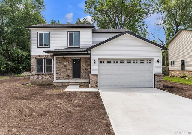 Photo 3 of Single family home for sale at 27380 Leroy St, Taylor, MI 48180 | MLS# 20261056146 | Listing updated on 2026-09-15
