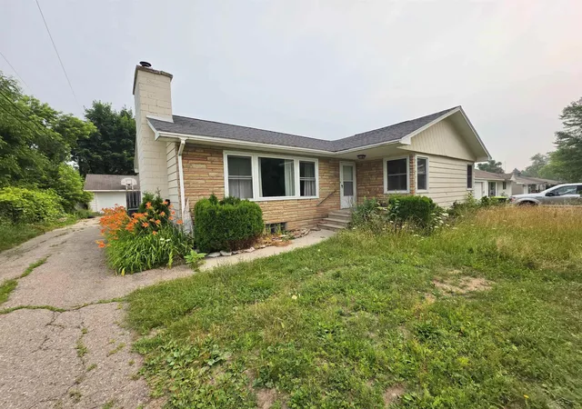 Photo 1 of Single family home for sale at 1267 Golf Crse Rd, Alpena, MI 49707 | MLS# 61050215583 | Listing updated on 2026-09-28