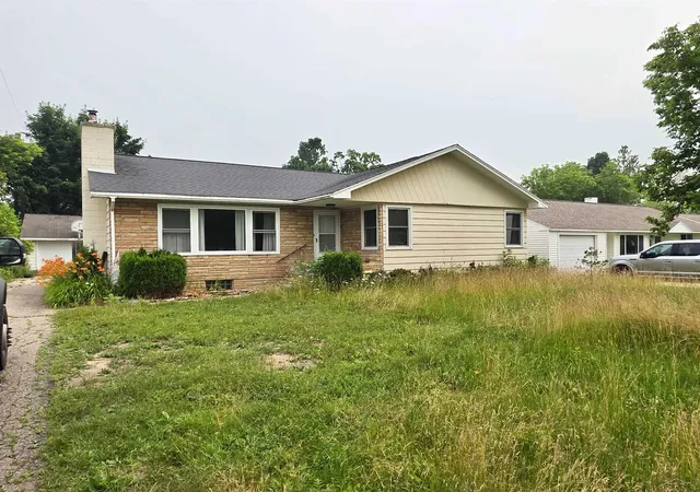 Photo 3 of Single family home for sale at 1267 Golf Crse Rd, Alpena, MI 49707 | MLS# 61050215583 | Listing updated on 2026-09-28