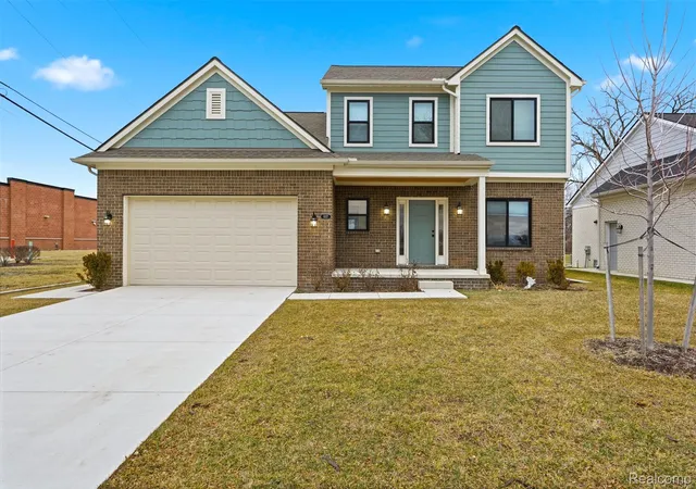 Photo 3 of Single family home for sale at 8117 Vermont Ave, Warren, MI 48093 | MLS# 20261056154 | Listing updated on 2026-08-31