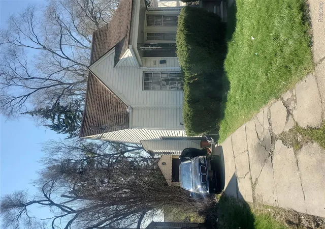 Photo 3 of Single family home for sale at 8661 Minock St, Detroit, MI 48228 | MLS# 20261056159 | Listing updated on 2026-07-21