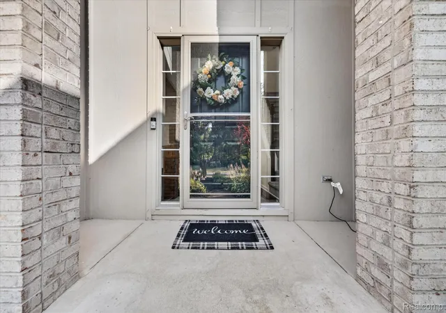 4th image of 525 Springfield Dr, Canton, MI 48188 | MLS# 20261056163