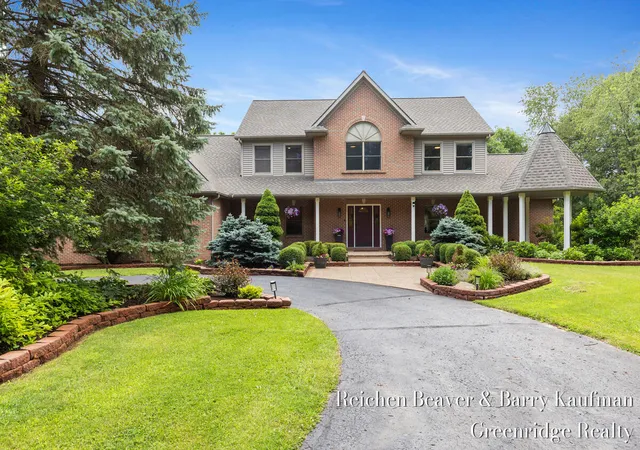 Photo 1 of Single family home for sale at 3745 Beeman Rd, Williamston, MI 48895 | MLS# 71026037320 | Listing updated on 2026-07-24