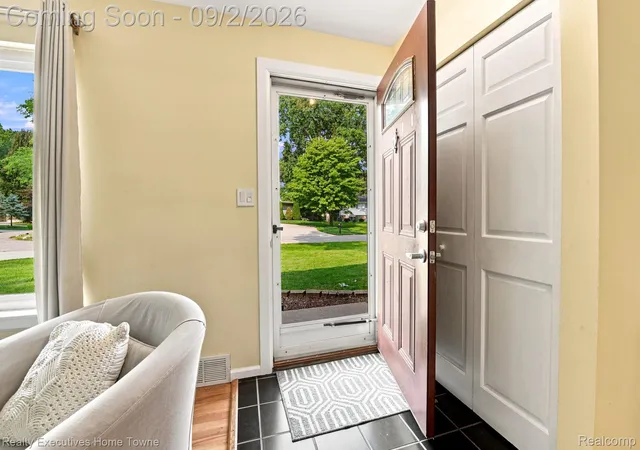 Photo 3 of Single family home for sale at 46500 Cypress St, Shelby Township, MI 48315 | MLS# 20261056184 | Listing updated on 2026-09-18