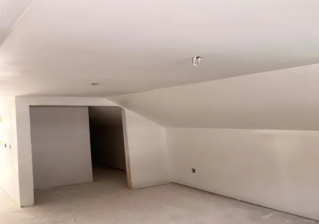 Photo 3 of Single family home for sale at 12527 Glenfield St, Detroit, MI 48213 | MLS# 20261056185 | Listing updated on 2026-09-10