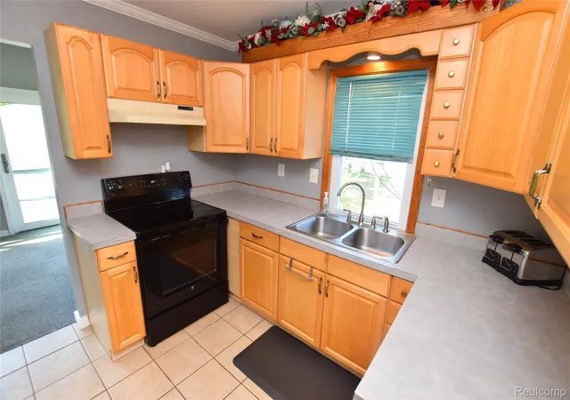 2nd image of 6355 W Court St, Flint, MI 48532 | MLS# 20261056189