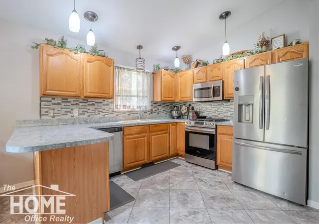 Photo 5 of Single family home for sale at 420 Sciota St, Laingsburg, MI 48848 | MLS# 5050215598 | Listing updated on 2026-08-19