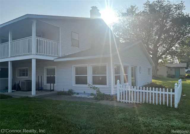 Photo 3 of Single family home for sale at 2929 N River Rd, Fort Gratiot, MI 48059 | MLS# 20261056199 | Listing updated on 2026-09-08