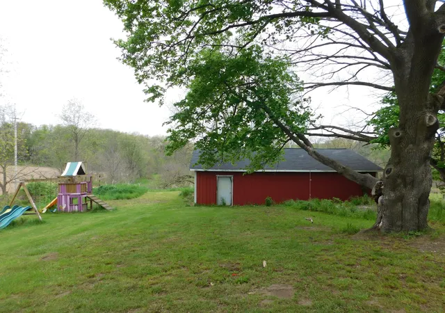 Photo 4 of Single family home for sale at 6488 N Parma Rd, Parma, MI 49269 | MLS# 64026037345 | Listing updated on 2026-07-21