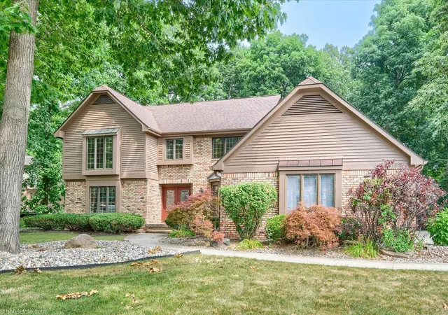 Photo 1 of Single family home for sale at 11523 Kings Coach Rd, Grand Blanc, MI 48439 | MLS# 5050215614 | Listing updated on 2026-09-02