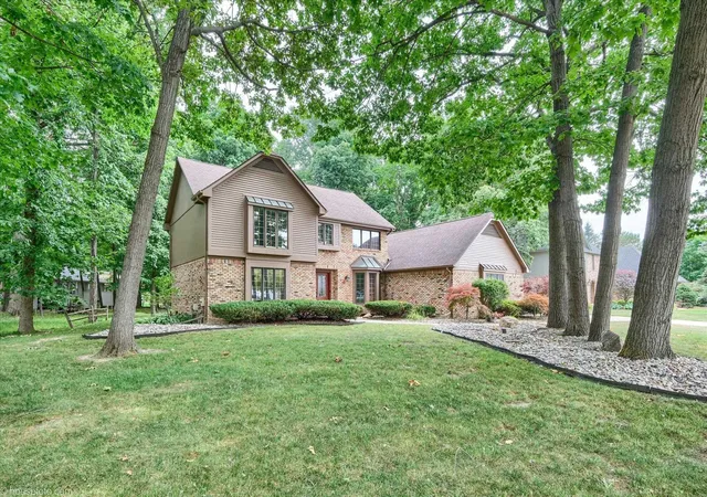 Photo 3 of Single family home for sale at 11523 Kings Coach Rd, Grand Blanc, MI 48439 | MLS# 5050215614 | Listing updated on 2026-09-02