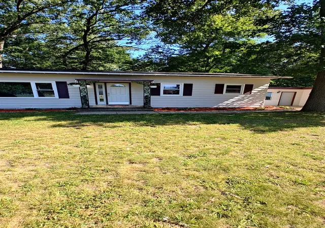 1st image of 5271 124Th Ave, Fennville, MI 49408 | MLS# 58050215616