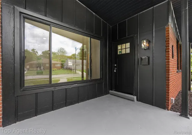 Photo 3 of Single family home for sale at 24300 Seneca St, Oak Park, MI 48237 | MLS# 20261056215 | Listing updated on 2026-07-27