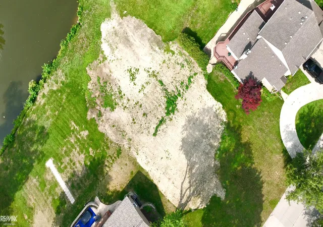 Photo 3 of Land for sale at 00 Belleview Ave, Mount Clemens, MI 48043 | MLS# 58050215622 | Listing updated on 2026-09-04