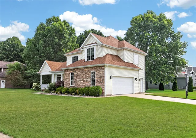Photo 1 of Single family home for sale at 3911 Fox Xing Dr, Saint Joseph, MI 49085 | MLS# 69026037365 | Listing updated on 2026-09-15