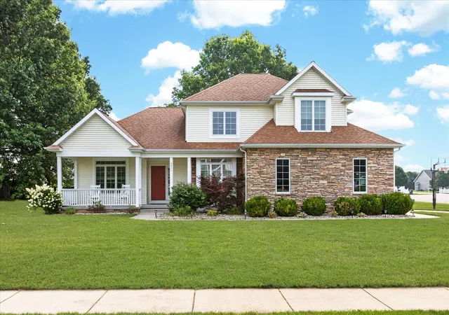 Photo 2 of Single family home for sale at 3911 Fox Xing Dr, Saint Joseph, MI 49085 | MLS# 69026037365 | Listing updated on 2026-09-15
