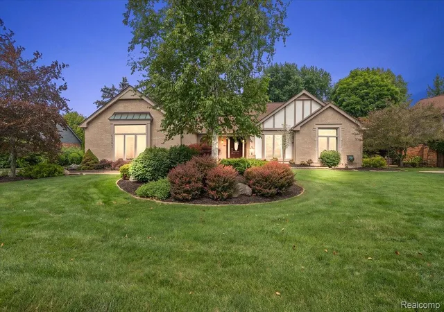 Photo 1 of Single family home for sale at 6545 Basswood Dr, Troy, MI 48098 | MLS# 20261056228 | Listing updated on 2026-07-27