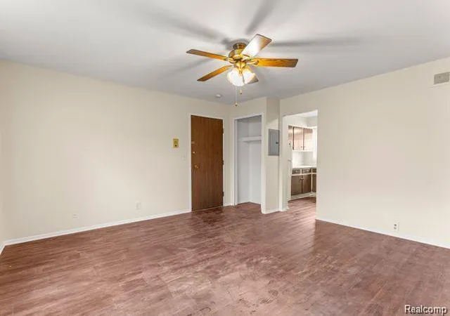 Photo 2 of Condo for sale at 25316 Shiawassee Cir #104, Southfield, MI 48033 | MLS# 20261056234 | Listing updated on 2026-09-01