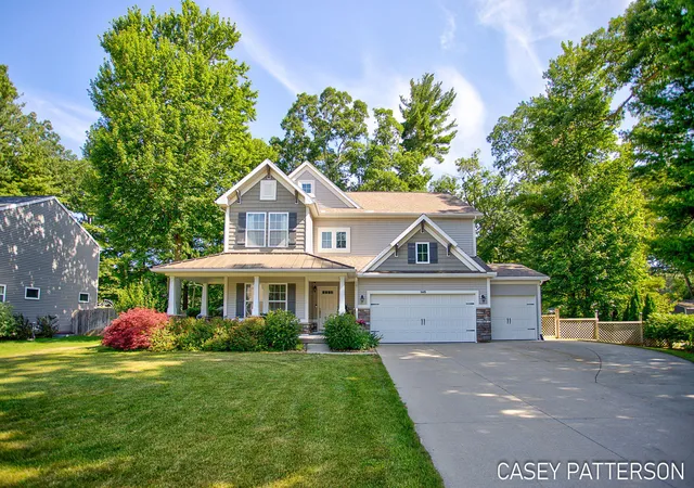 Photo 2 of Single family home for sale at 14415 Manor Rd, Grand Haven, MI 49417 | MLS# 71026037378 | Listing updated on 2026-08-17