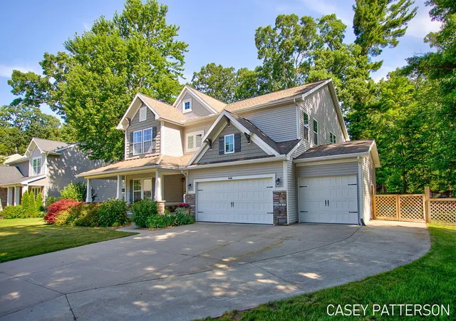 Photo 3 of Single family home for sale at 14415 Manor Rd, Grand Haven, MI 49417 | MLS# 71026037378 | Listing updated on 2026-08-17