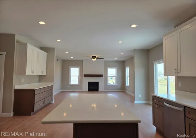 Photo 4 of Single family home for sale at 6227 Brk Stone Ln, Fenton Charter Township Genesee, MI 48451 | MLS# 20261056265 | Listing updated on 2026-10-05