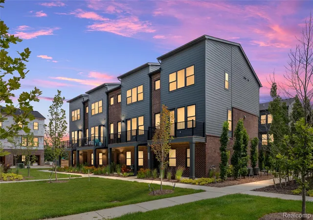 2nd image of 2149 Evergreen Ln #25, Ann Arbor, MI 48103 | MLS# 20261056275