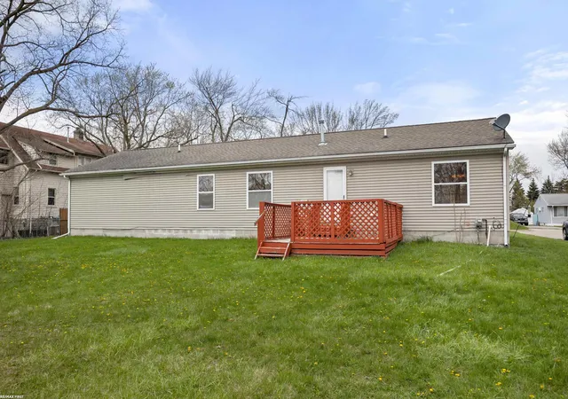 Photo 27 of Single family home for sale at 650 Peacock Ave, Pontiac, MI 48340 | MLS# 58050215637 | Listing updated on 2026-08-24