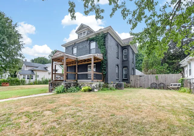 3rd image of 66 Magnolia Ave, Battle Creek, MI 49017 | MLS# 64026037391