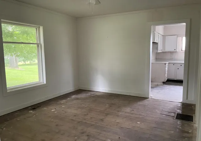 Photo 4 of Single family home for sale at 143 Monroe St, Springport, MI 49284 | MLS# 64026037402 | Listing updated on 2026-09-01