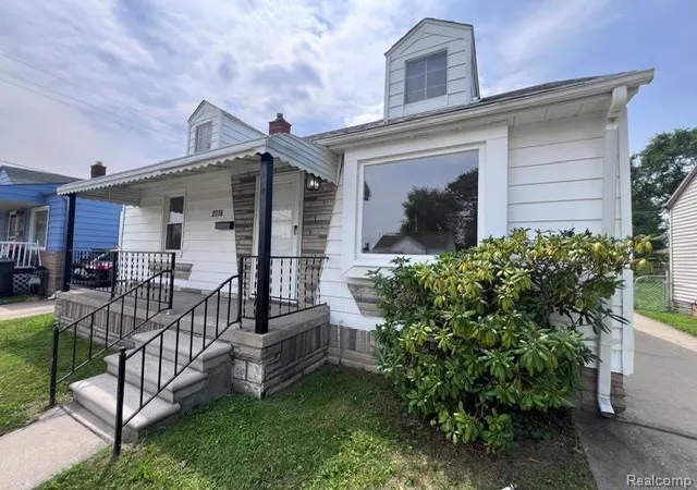 Photo 3 of Single family home for sale at 2735 David St, Melvindale, MI 48122 | MLS# 20261056332 | Listing updated on 2026-07-31