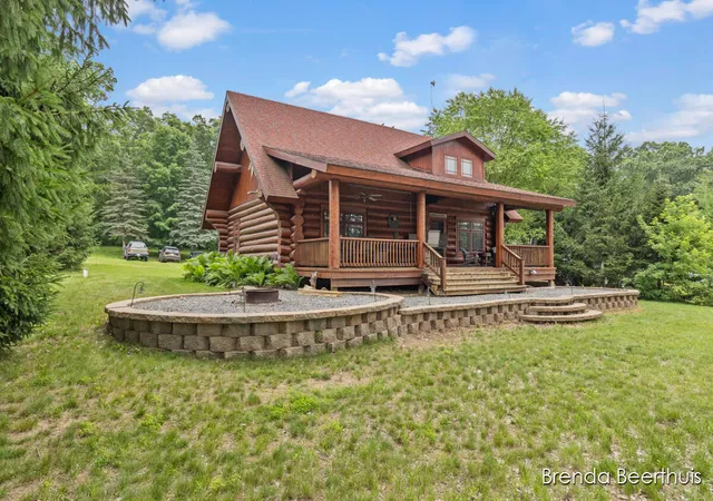 1st image of 2618 N Mundy Ave, White Cloud, MI 49349 | MLS# 65026037410