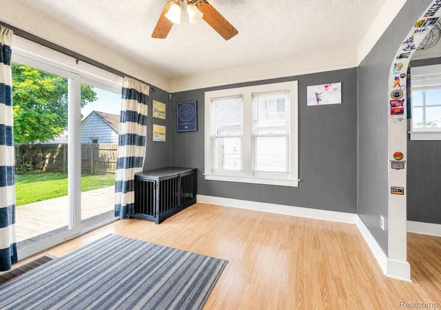 Photo 3 of Single family home for sale at 2114 Cumings Ave, Flint, MI 48503 | MLS# 20261056342 | Listing updated on 2026-08-24