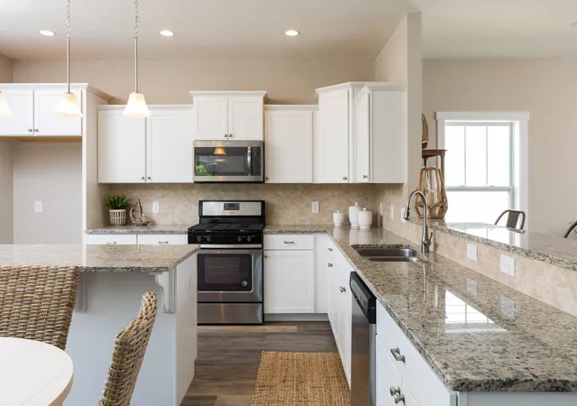 Photo 4 of Single family home for sale at 332 Baseline Rd, South Haven, MI 49090 | MLS# 66026037415 | Listing updated on 2026-07-29
