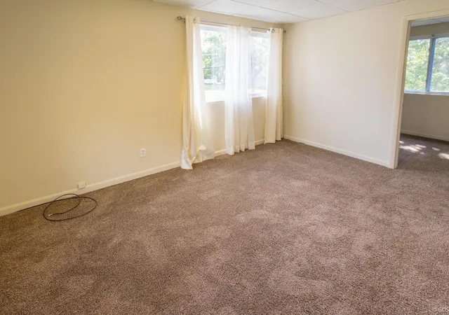 Listing Photo 3 - Condo for sale in building located at 2145 E Mclean Unit B Ave, Burton, MI 48529