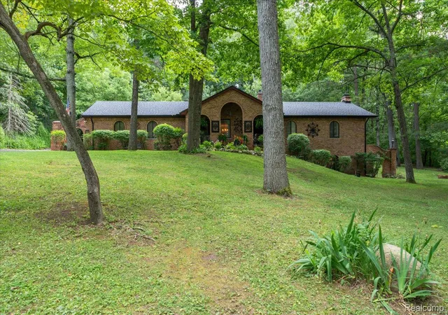 1st image of 1600 Moffat, Leonard, MI 48367 | MLS# 20261056368