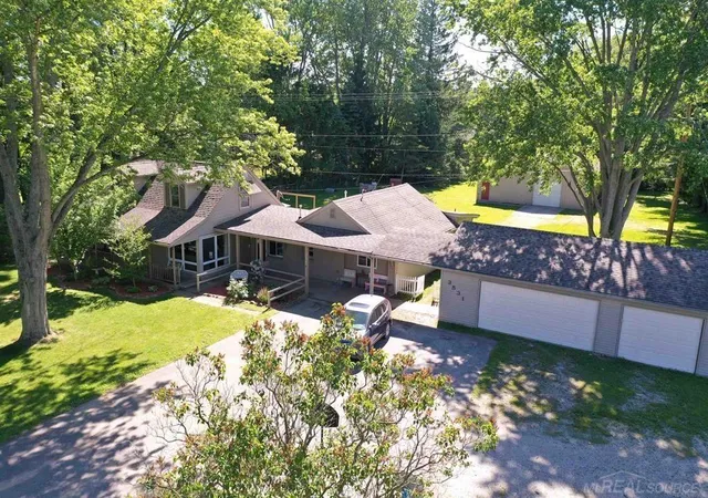 3rd image of 3531 State Rd, Fort Gratiot, MI 48059 | MLS# 58050215668