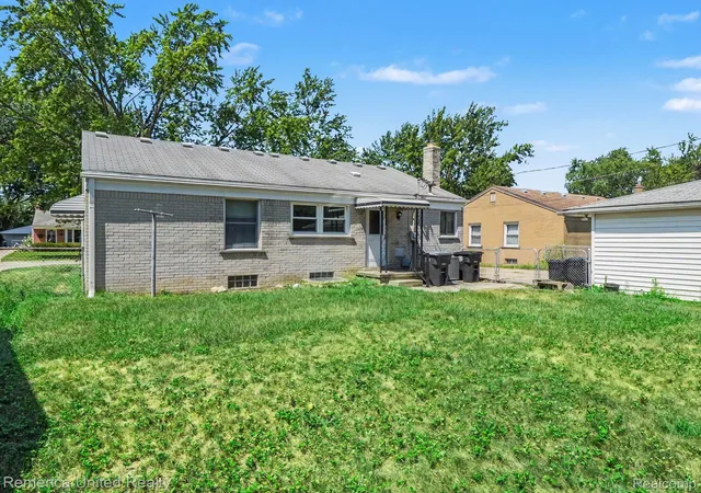 20th image of 11070 Hillcrest St, Livonia, MI 48150 | MLS# 20261056397