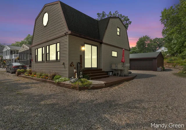 3rd image of 2858 Hall St, Orleans, MI 48865 | MLS# 65026037454