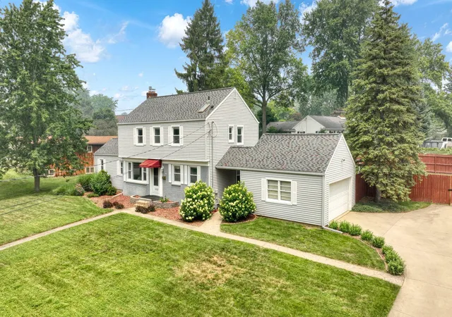 Photo 1 of Sale Pending at 1058 Orchard Rd, Adrian, MI 49221 | MLS# 81026037451 | Listing updated on 2026-08-28