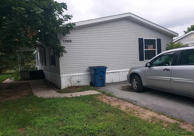 Photo 1 of Sale Pending at 1560 Pauls Pl, Traverse City, MI 49686 | MLS# 78080071319 | Listing updated on 2026-09-18