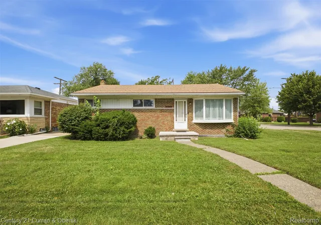 Photo 1 of Single family home for sale at 32819 Jefferson Ave, Saint Clair Shores, MI 48082 | MLS# 20261056436 | Listing updated on 2026-09-13
