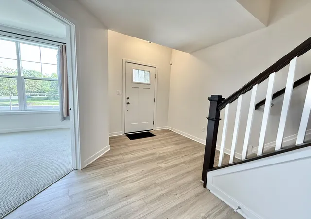 Photo 2 of Condo for sale at 2752 S Spurway Dr, Ann Arbor, MI 48105 | MLS# 81026037474 | Listing updated on 2026-08-28